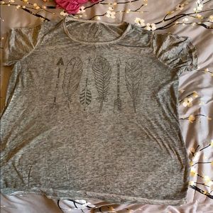Arrows and feathers t-shirt